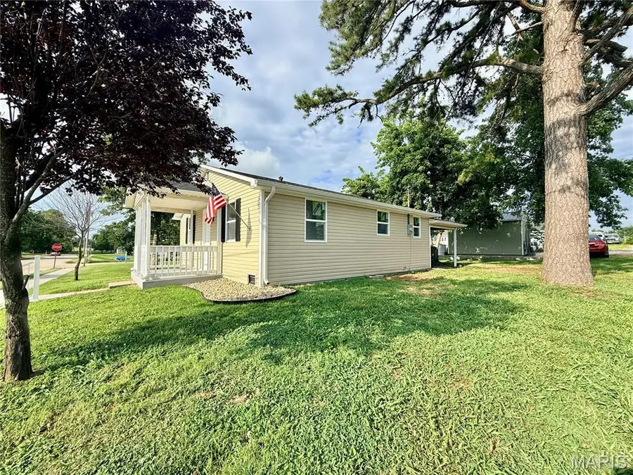 219 N Moulton Street, Perryville, MO 63775 - #3