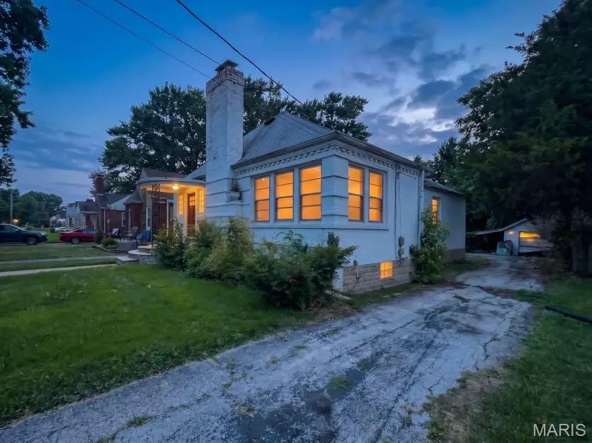29 Patricia Avenue, Ferguson, MO 63135 - #3