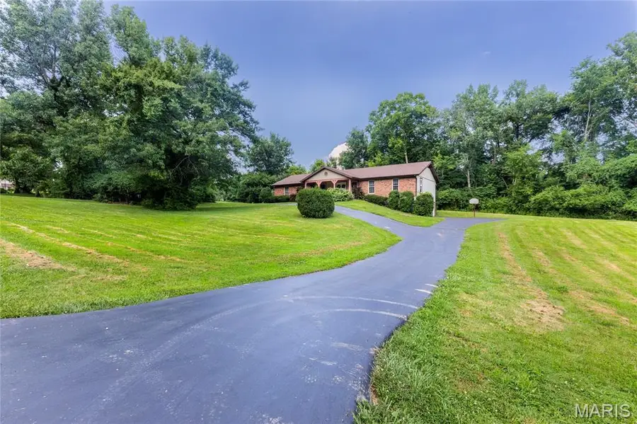 3641 Afshari Circle, Florissant, MO 63034 - #3
