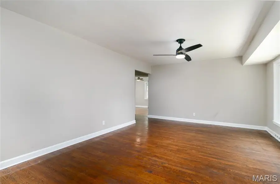 145 Chateau Drive, Florissant, MO 63031 - #3