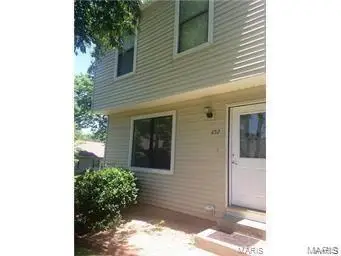 652 Summer Winds Lane #D, St Peters, MO 63376