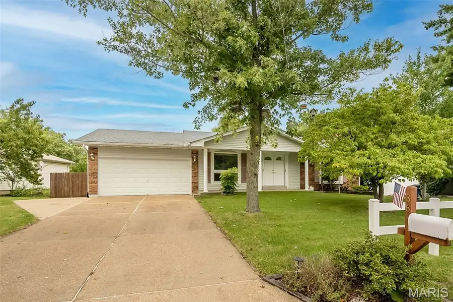 36 Park Charles Boulevard N, Saint Peters, MO 63376 - #2