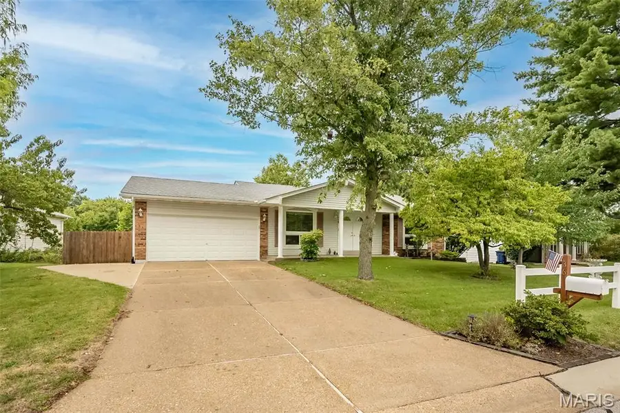 36 Park Charles Boulevard N, Saint Peters, MO 63376 - #3