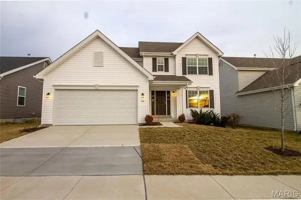 212 Pearl Vista Drive, O'Fallon, MO 63366
