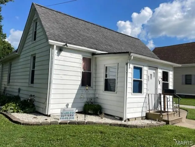 405 S Clinton Street, New Athens, IL 62264 - #2