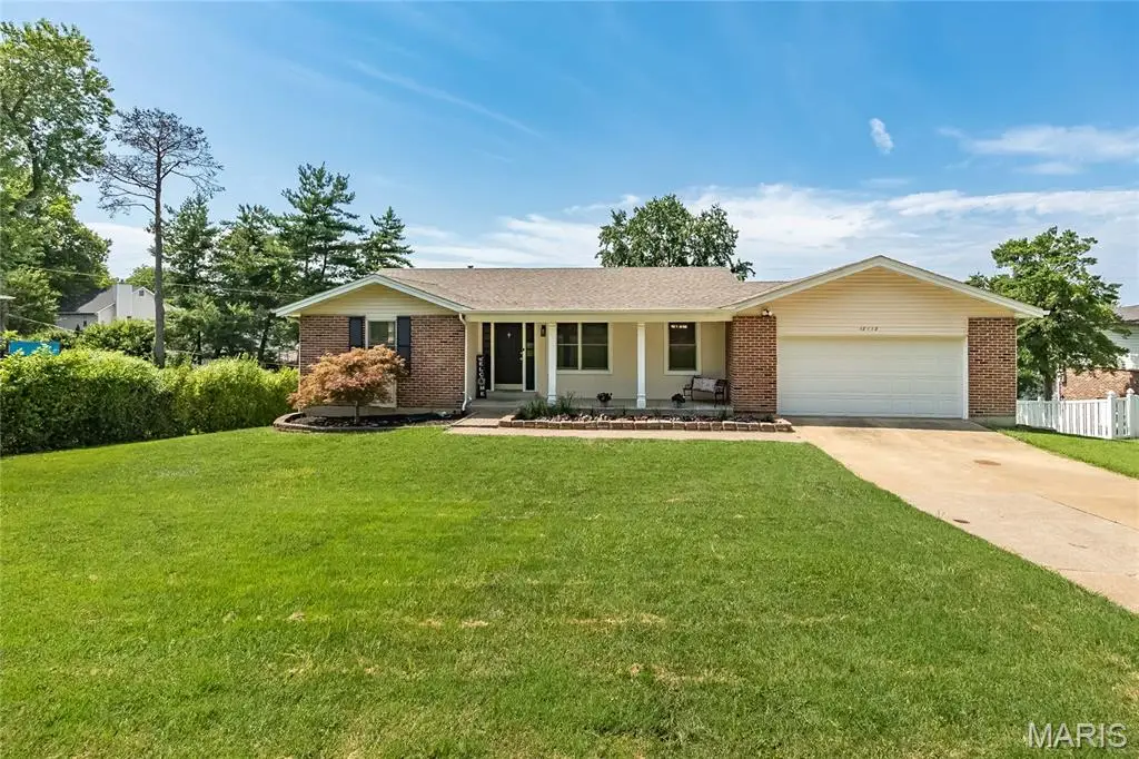 12112 Greenwalk Drive, Saint Louis, MO 63146 - #1