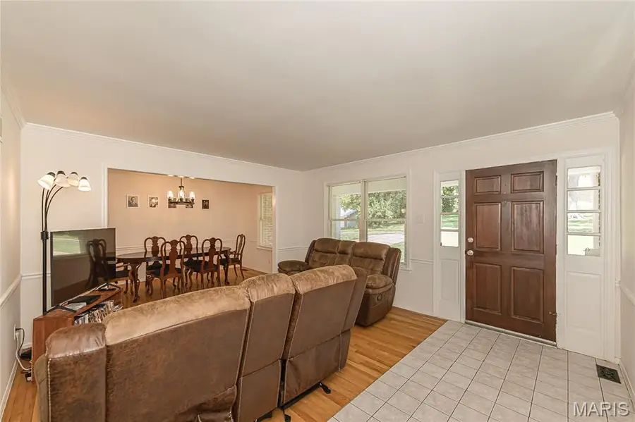 12112 Greenwalk Drive, Saint Louis, MO 63146 - #3