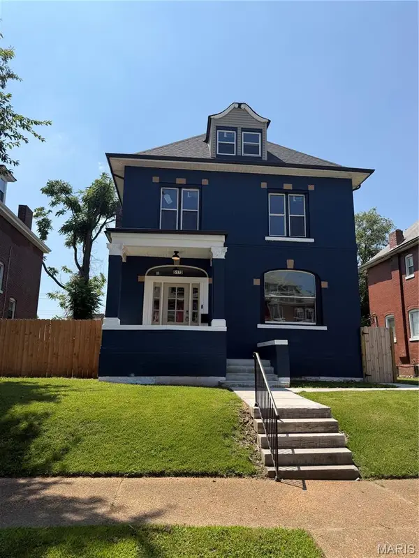 5172 Vernon Avenue, St Louis, MO 63113