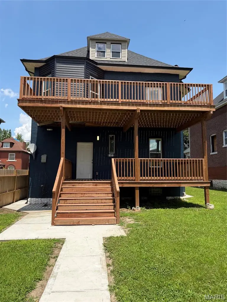 5172 Vernon Avenue, Saint Louis, MO 63113 - #3