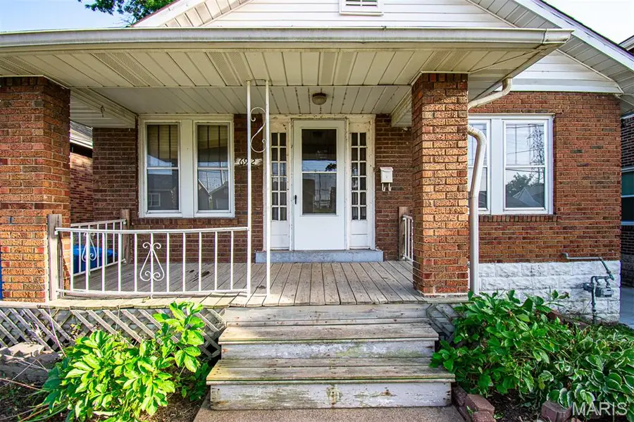 6912 Robbins Avenue, Pagedale, MO 63133 - #3