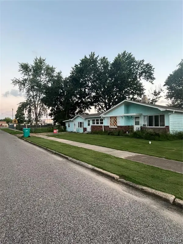 716 S Bond Street Street, Cuba, MO 65453