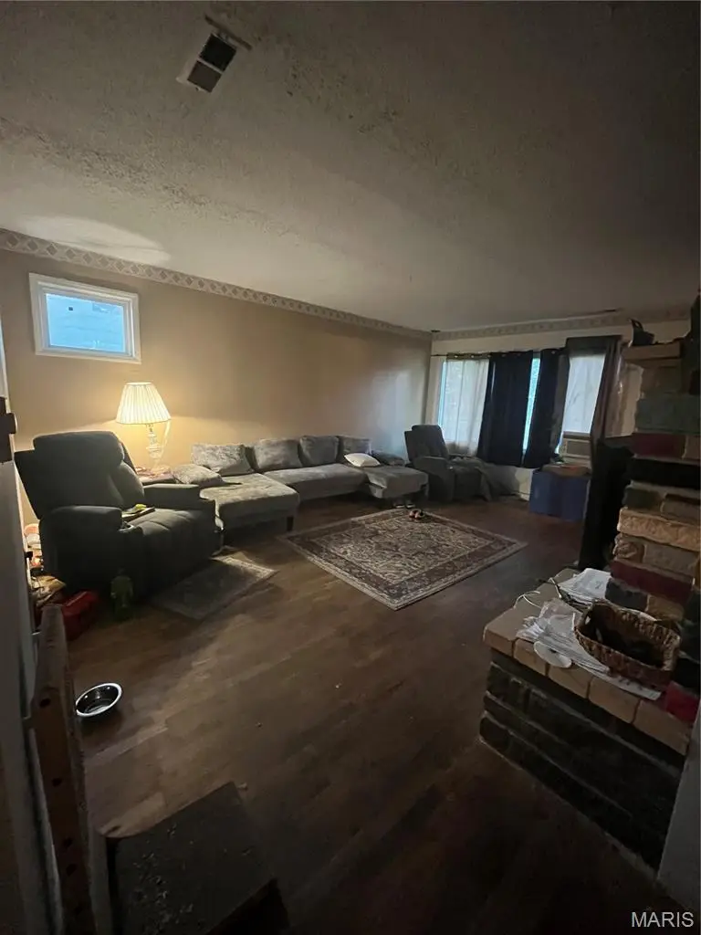 716 S Bond Street Street, Cuba, MO 65453 - #3