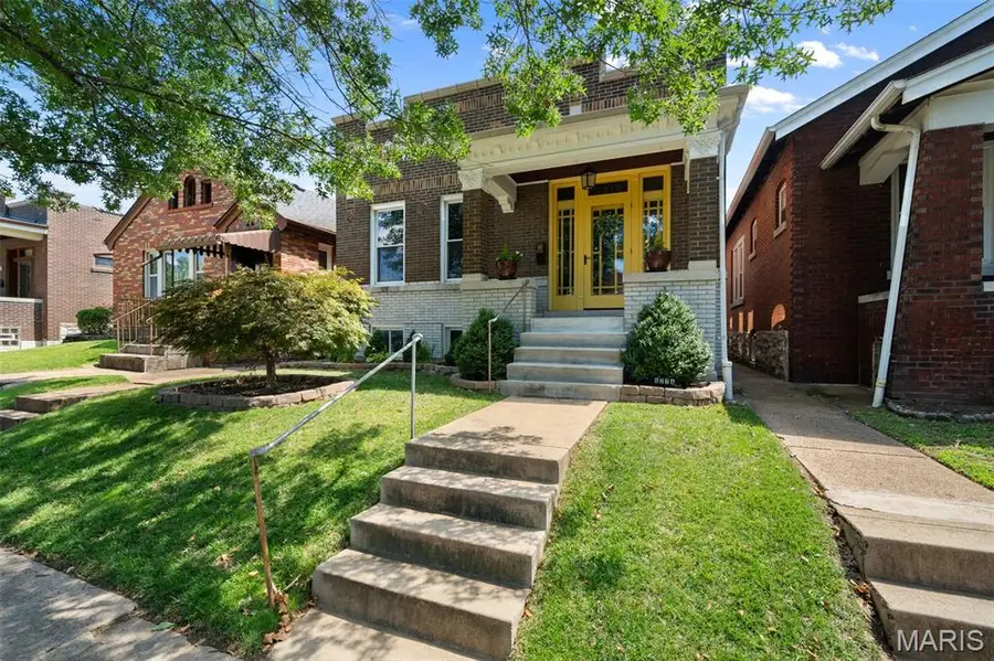 5214 Lisette Avenue, Saint Louis, MO 63109 - #2