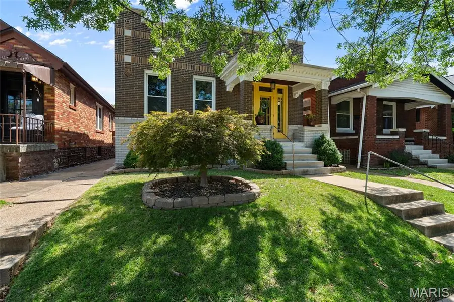 5214 Lisette Avenue, Saint Louis, MO 63109 - #3