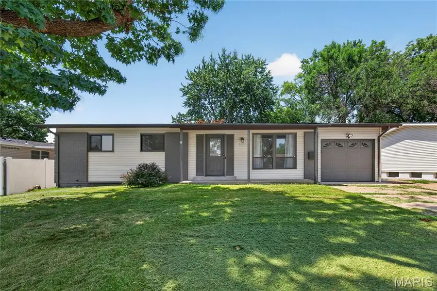 1455 Ranchwood Drive, Florissant, MO 63031 - #2