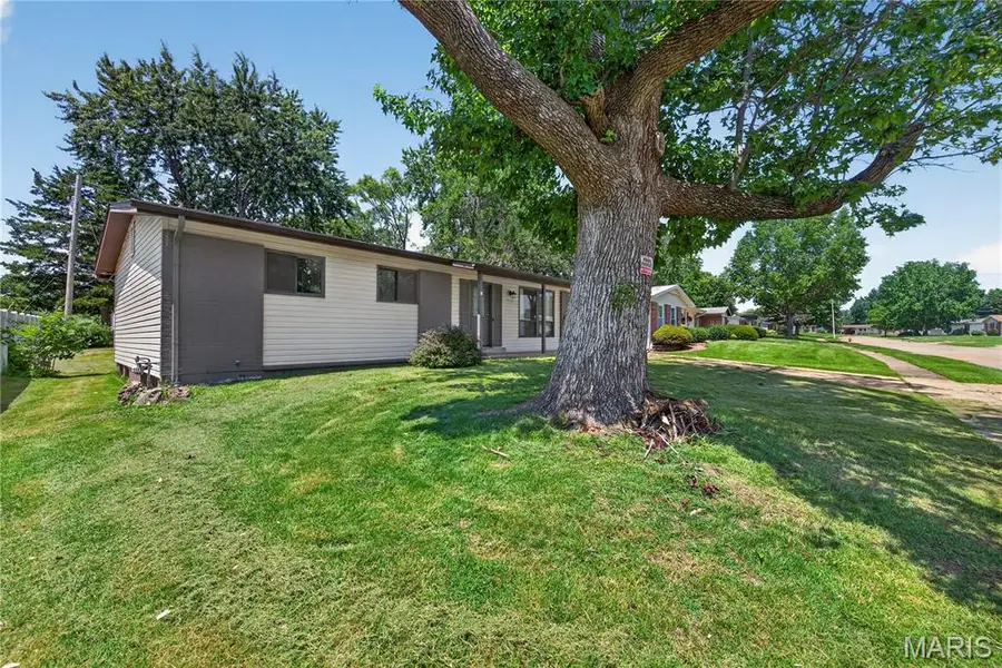 1455 Ranchwood Drive, Florissant, MO 63031 - #3