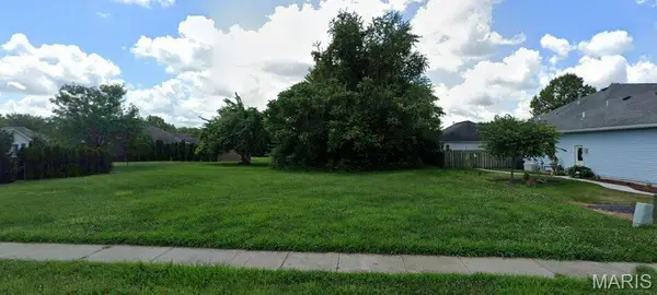 2304 Waterbury Pond Court, Springfield, IL 62712