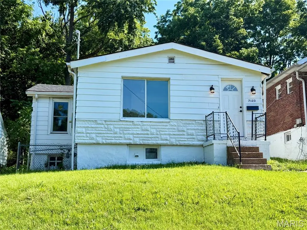 7123 Beulah Avenue, Jennings, MO 63136 - #1