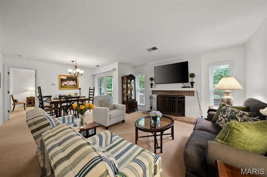 1010 Thoreau Court #210, Saint Louis, MO 63146 - #3