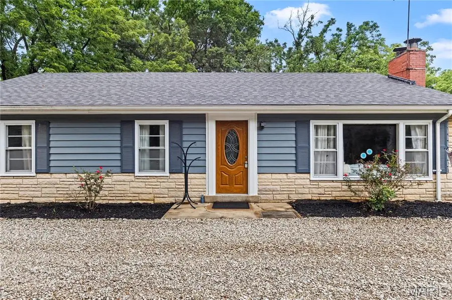 16460 Old Jamestown Road, Florissant, MO 63034 - #2