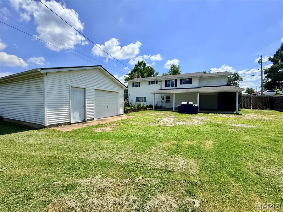 1044 Hume Street, Perryville, MO 63775 - #3