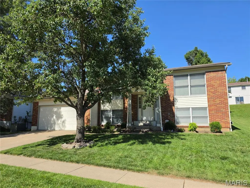 12137 Glenpark Drive, Maryland Heights, MO 63043 - #1