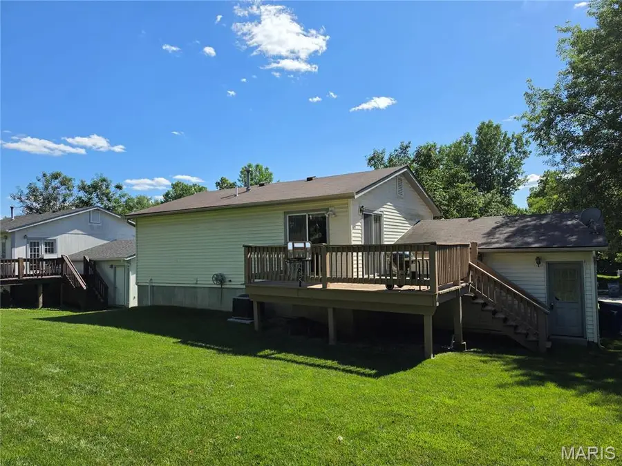 12137 Glenpark Drive, Maryland Heights, MO 63043 - #2