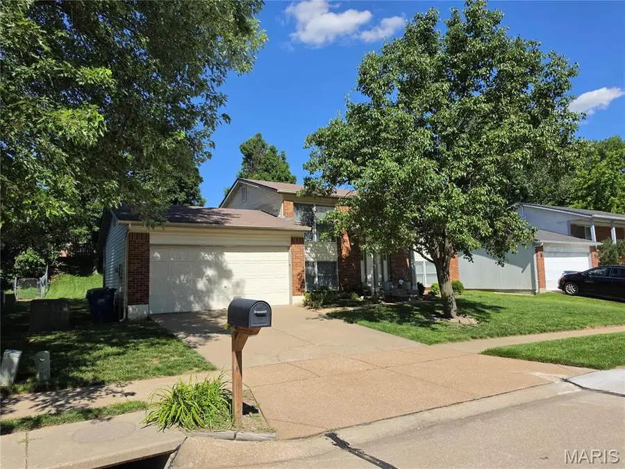 12137 Glenpark Drive, Maryland Heights, MO 63043 - #3