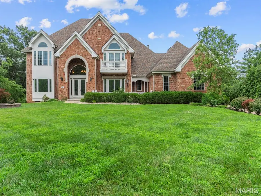 360 Laduemont Drive, Saint Louis, MO 63141 - #2