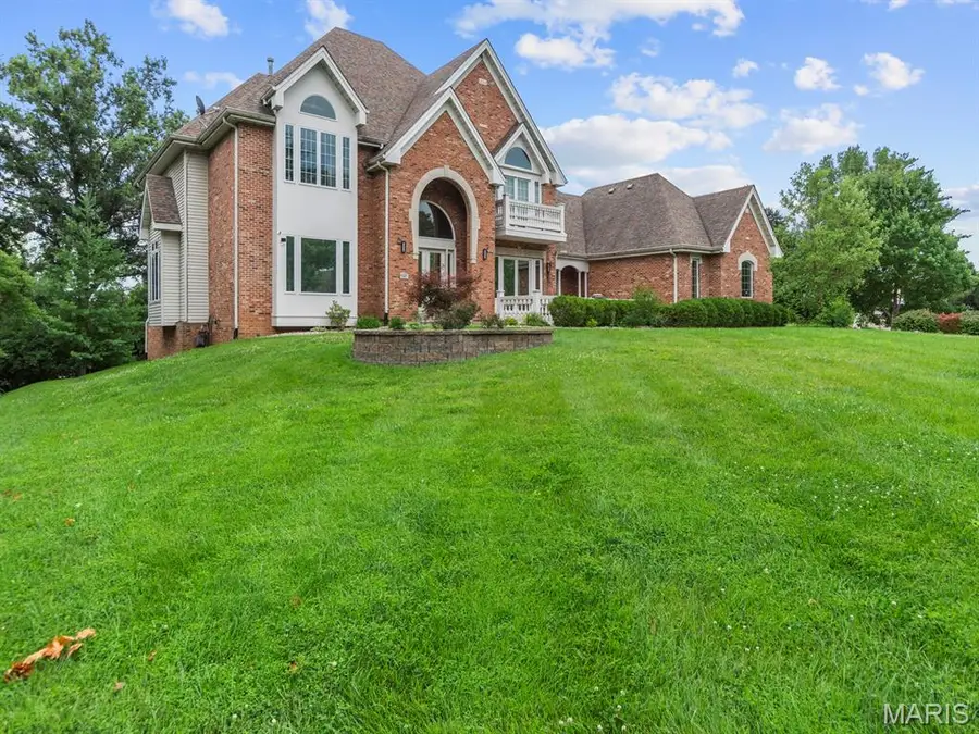 360 Laduemont Drive, Saint Louis, MO 63141 - #3