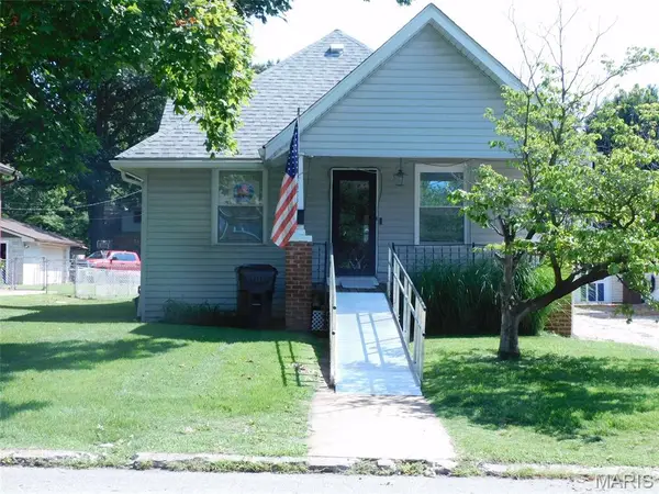 412 S Virginia Avenue, Belleville, IL 62220