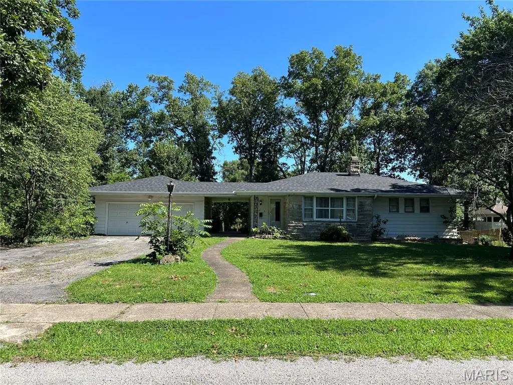 715 Susan Esther, Benton, IL 62812 - #1