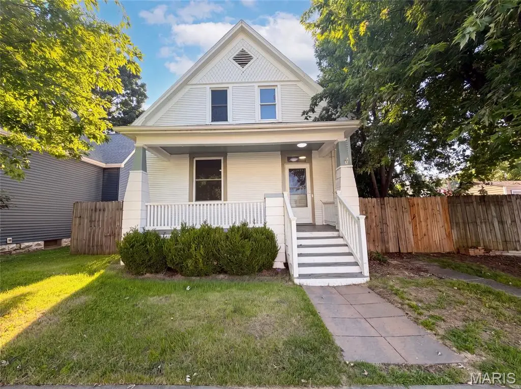 415 N 4th Street, Saint Charles, MO 63301 - #1