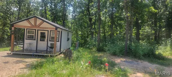 R171 S Melody Drive, Leslie, MO 63056