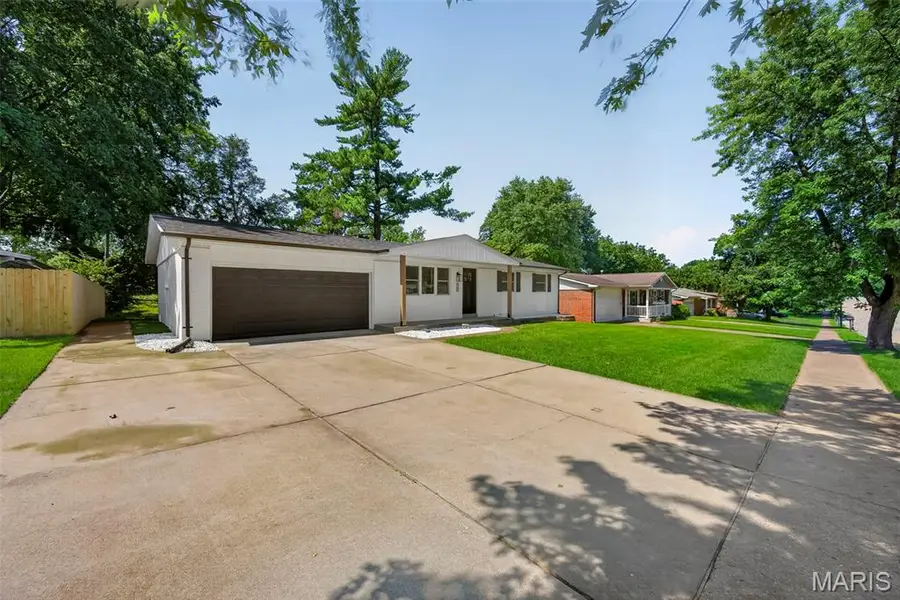11214 Terry Avenue, Bridgeton, MO 63044 - #3