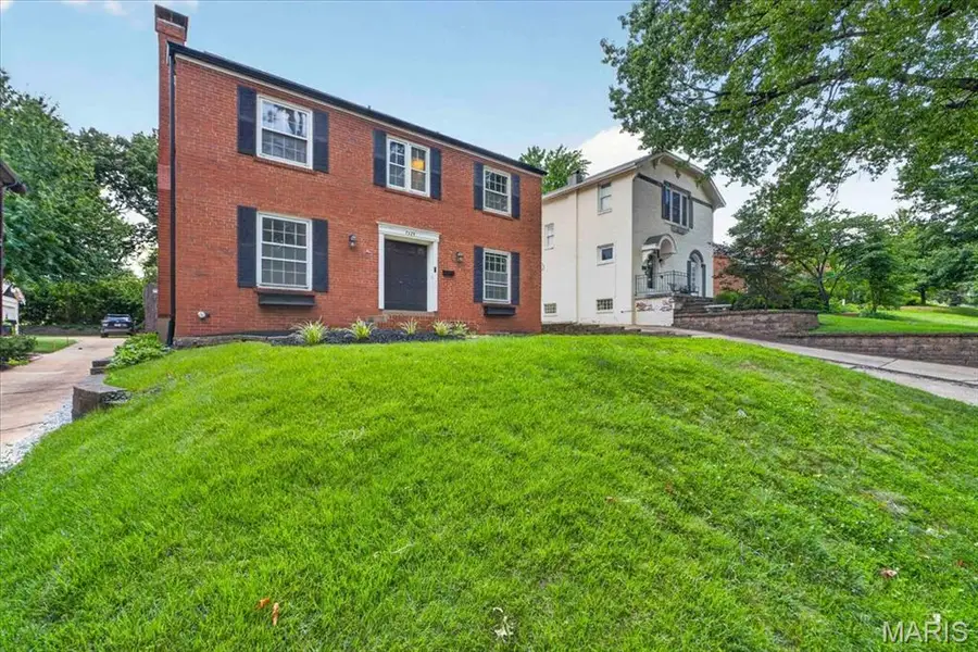 7324 Northmoor Drive, Saint Louis, MO 63105 - #2