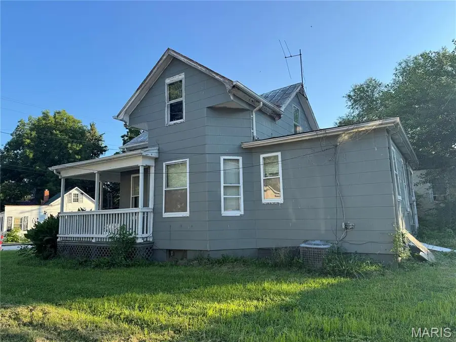 251 La Haye Street, Ste Genevieve, MO 63670 - #3