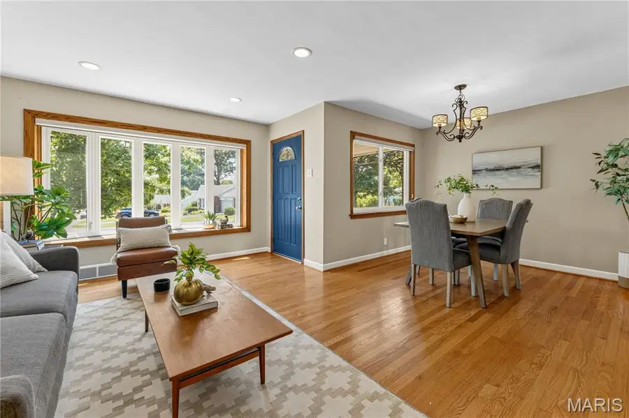 219 Sunningwell Drive, Webster Groves, MO 63119 - #3