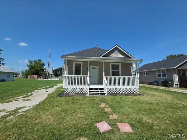 617 N 2nd Street, Dupo, IL 62239