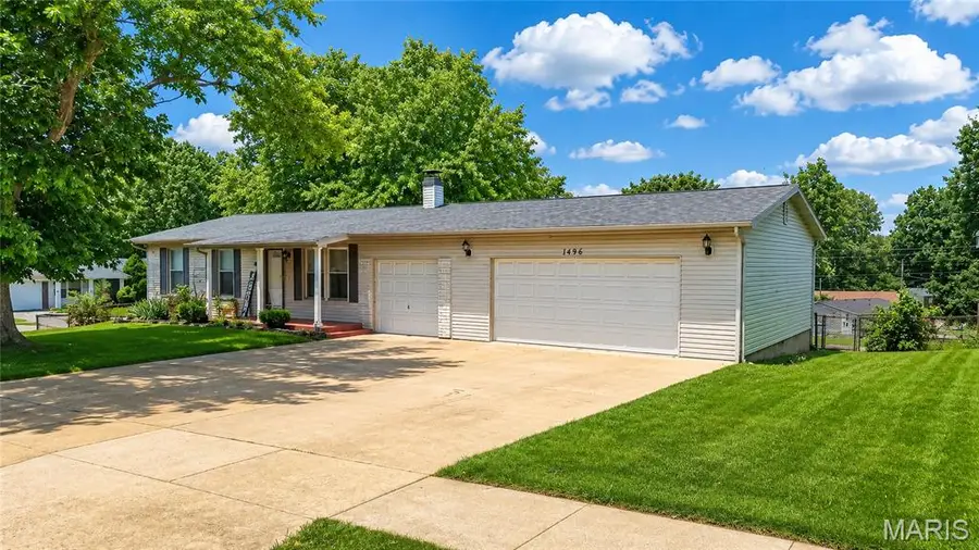 1496 El Camino Drive, Florissant, MO 63031 - #2
