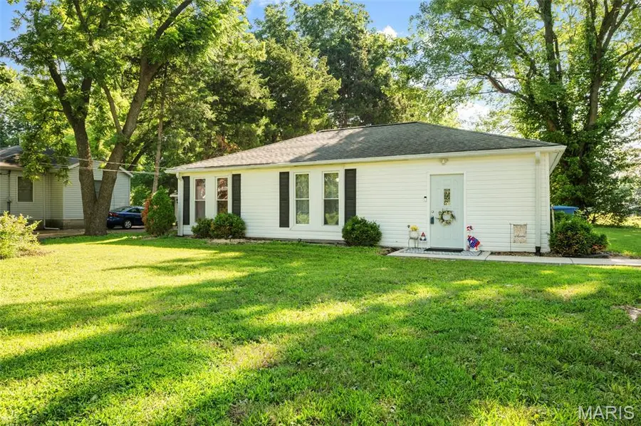 109 Dale Avenue, Collinsville, IL 62234 - #2