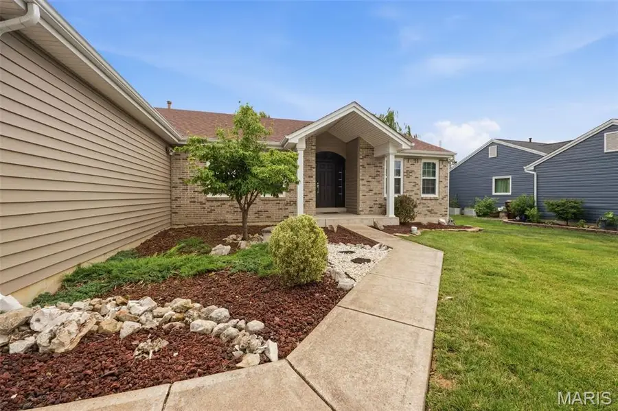214 Charging Bear Drive, Wentzville, MO 63385 - #3