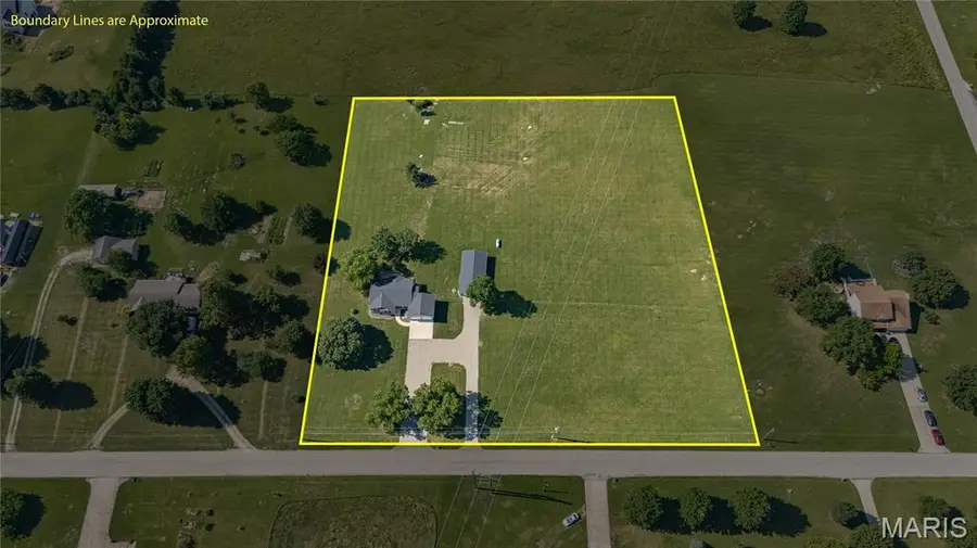 4 Mcclanahan Road, Farmington, MO 63640 - #3