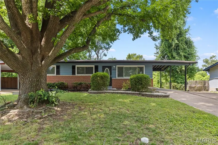2025 Thunderbird Avenue, Florissant, MO 63033 - #2