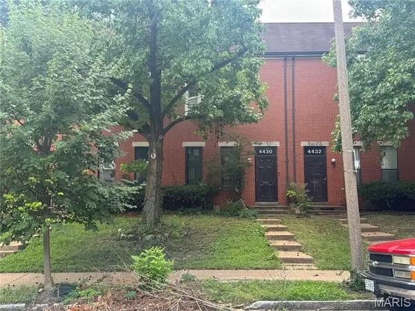 4430 Enright Avenue, St Louis, MO 63108