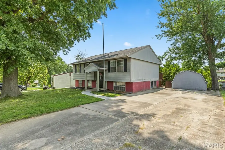 215 Pine Ridge Drive, Godfrey, IL 62035 - #2