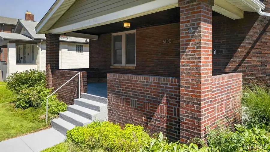 6125 W Park Avenue, Saint Louis, MO 63139 - #3