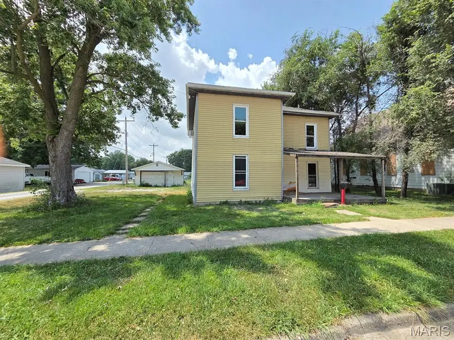 256 N Jefferson Street, Kahoka, MO 63445 - #3