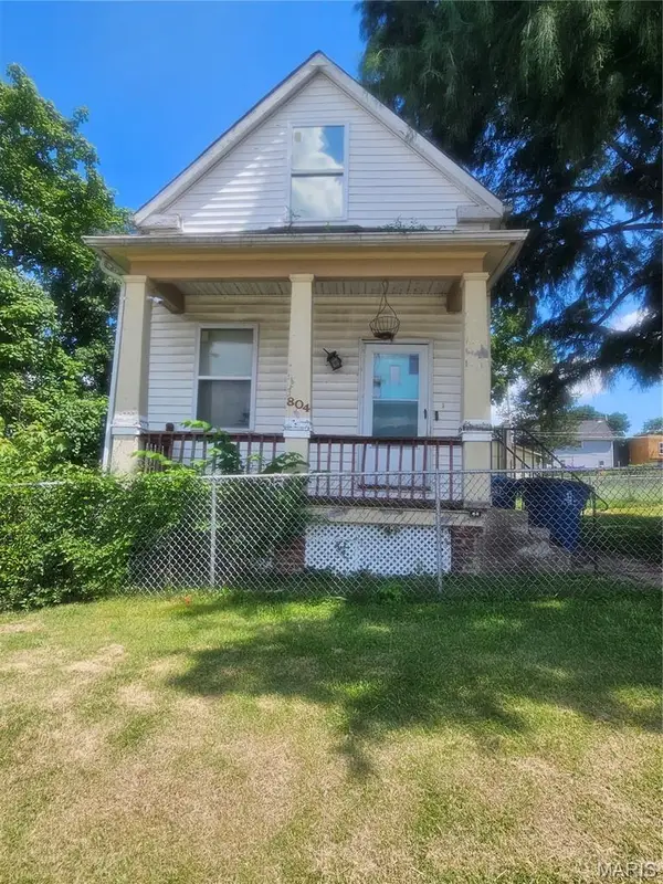 804 Regina Avenue, St Louis, MO 63125