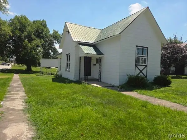 113 E Cleveland Street, Monroe City, MO 63456 - #1